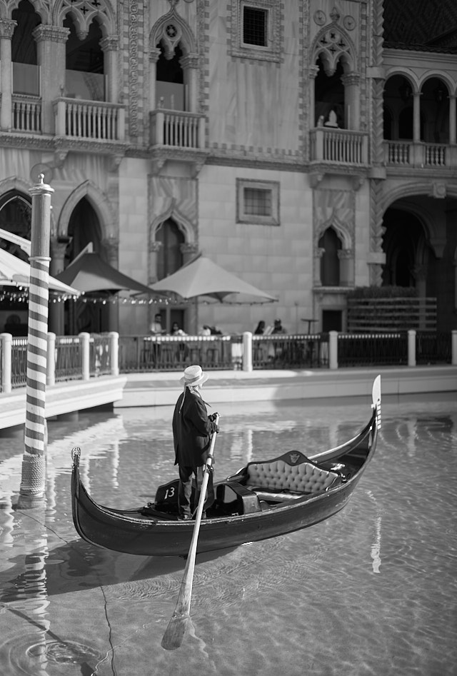 It looks like Venice, and that is the purpose. Yet, it is Las Vegas. Leica M10-R Black Paint with Leica 50mm Summilux-M ASPH f/1.4 BC. © Thorsten Overgaard. 